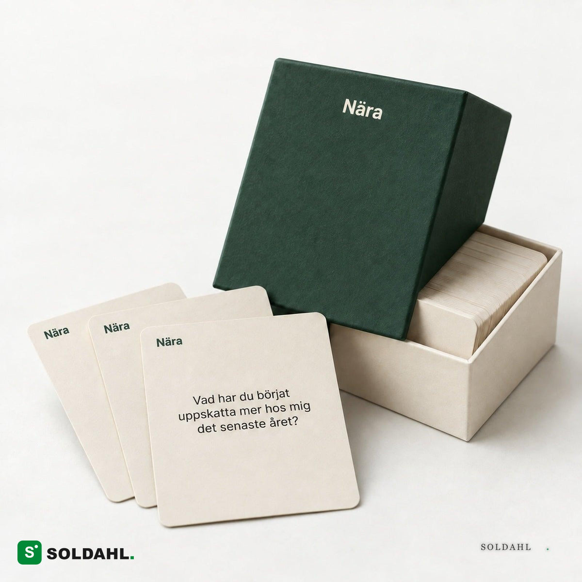 Soldahl Nära samtalsspel för par, grön ask med frågekort