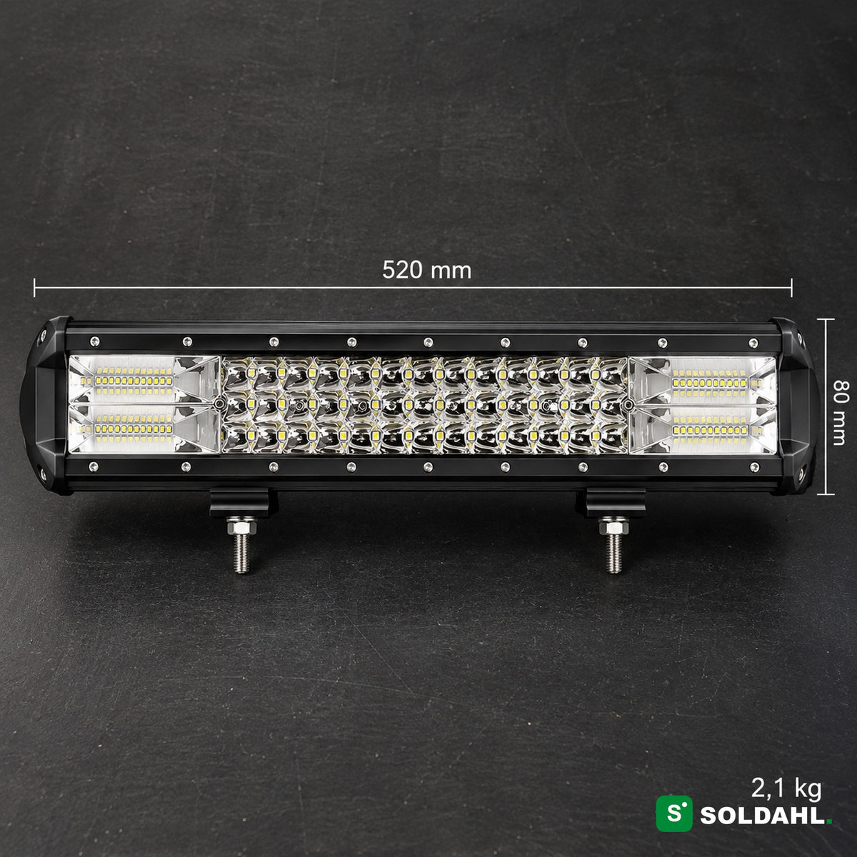 Mått på LED-rampen: 520 mm lång, 80 mm hög och 2,1 kg