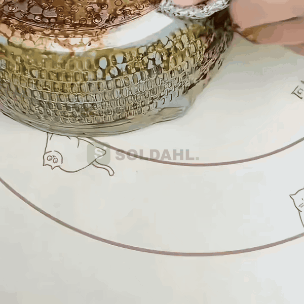 Fastbränt fett bort, utan stålull